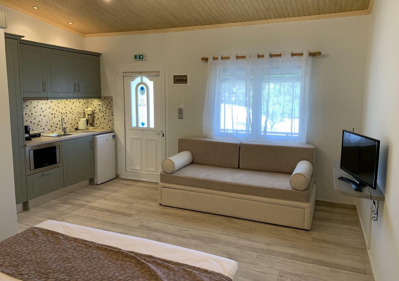 Iliovasilema Aparthotel Platí Kültér fotó